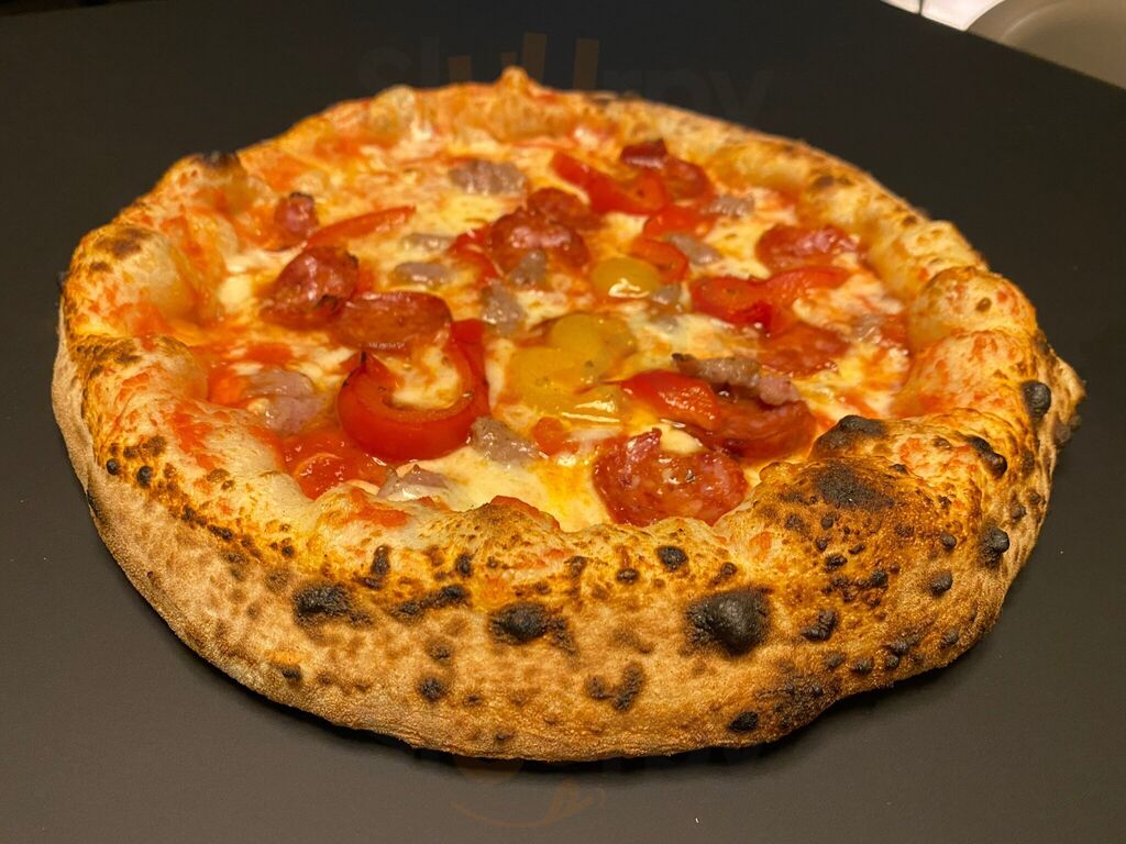 Foto di Pizzeria Via Roma - 6/10