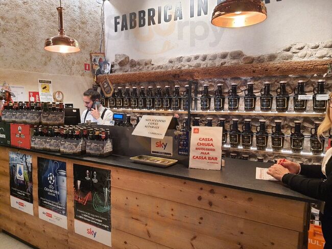 Foto di Fabbrica In Pedavena Birreria - 10/10
