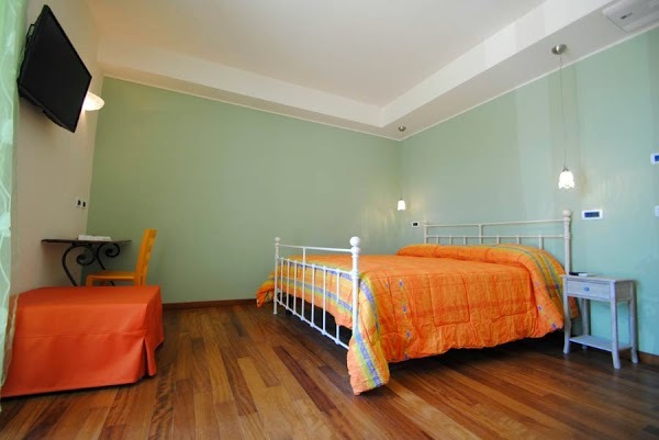 Foto di Colline Verdi - 9/10