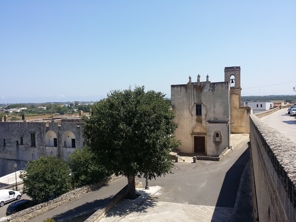 Al Convento Pinchpinch, Specchia