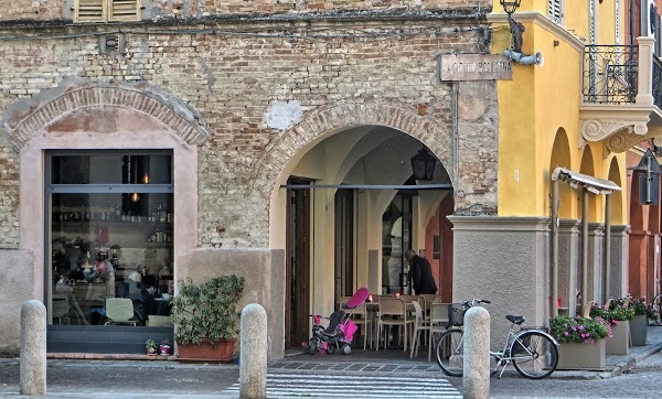 Bar In Piazza, Busseto