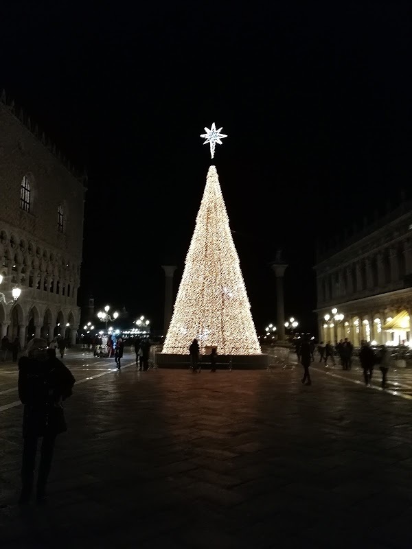 A La Bricola, Venezia