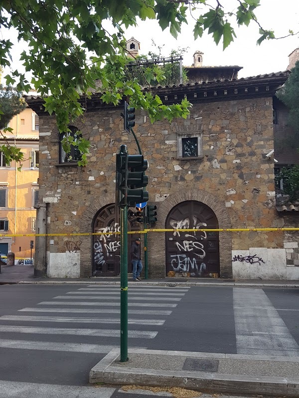 Taberna Piscinula, Roma