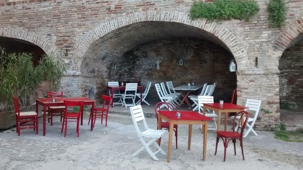 Foto di Vineria M481 - 7/10