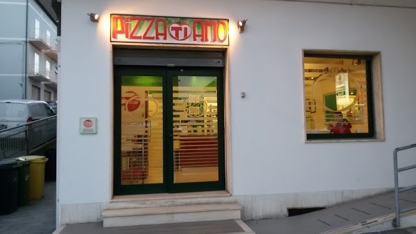 Pizza Ti Amo, Monte Urano