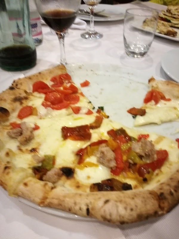 Ristorante e Pizzeria N'ata Storia