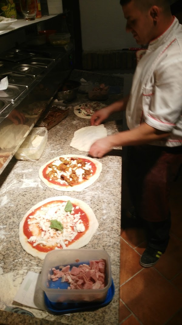 Foto di La Pietra - 9/10