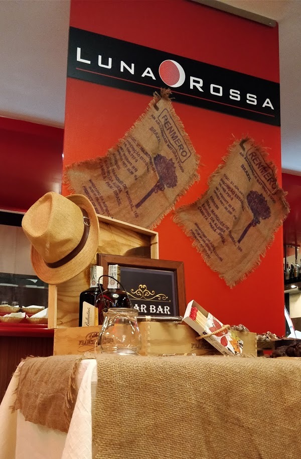 Luna Rossa Ristorante Pizzeria, Casalnuovo di Napoli