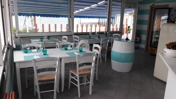 Nà is Beach Bar & Restaurant, Ischia