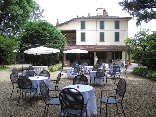 Villa Cantoni, Gropello Cairoli