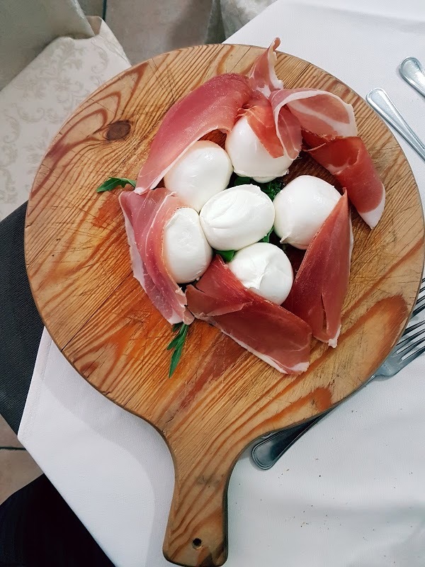 Foto di Il Ritrovo Ristorante Pizzeria E Braceria - 10/10