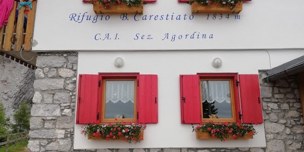 Rifugio Bruto Carestiato, Agordo