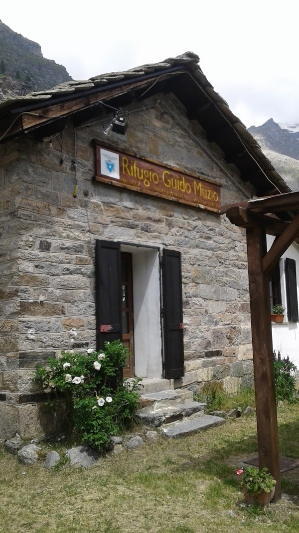 Rifugio Guido Muzio Restaurant, Ceresole Reale