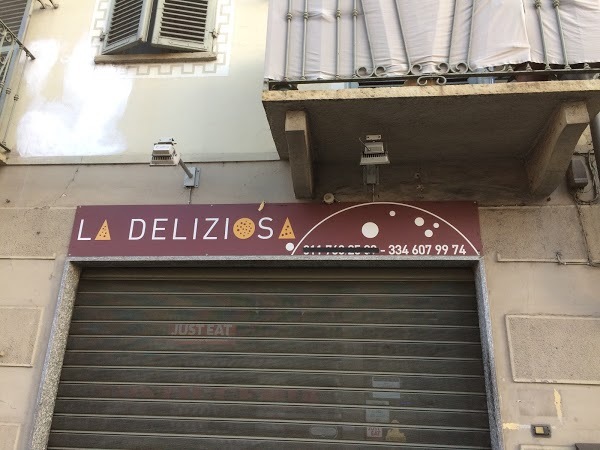 Foto 4 di La Deliziosa Pizzeria Da Asporto
