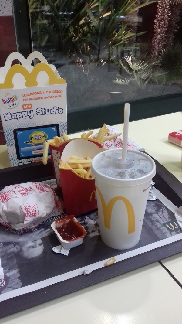 Foto 5 di Mcdonald's -  Doganella