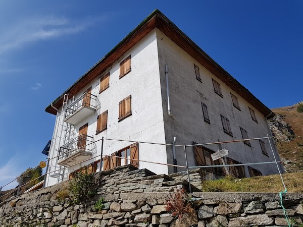 Rifugio Selleries, Roure