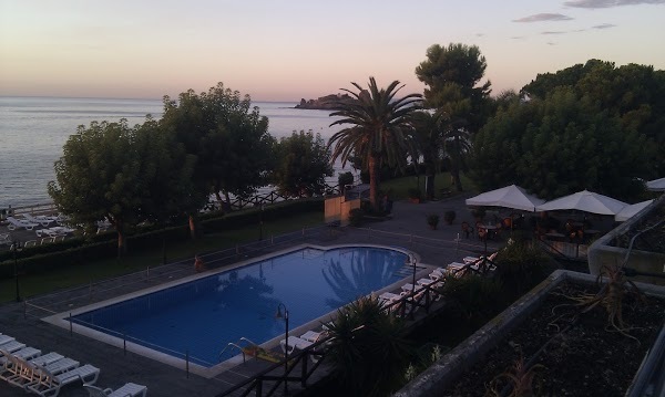 Terrazza Galatea, Aci Castello