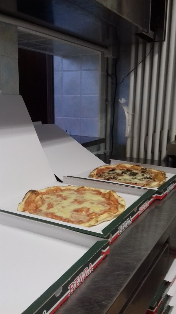 Officina Della Pizza, Tribano