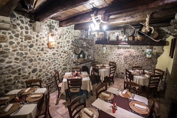 La Cantina Dei Briganti, Montoro