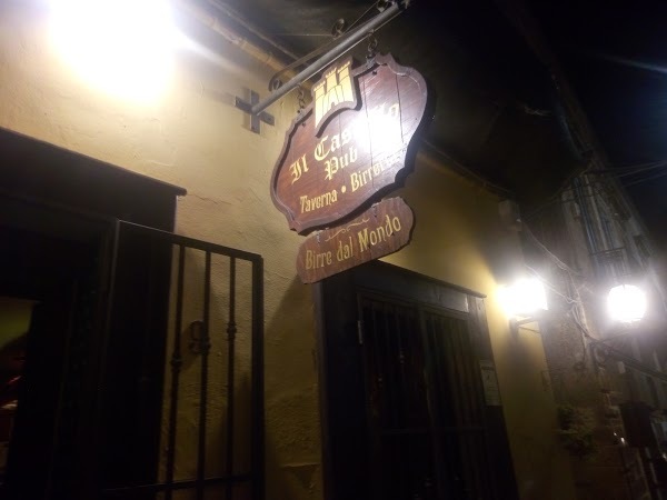 Il Castello Pub Birreria, Oria