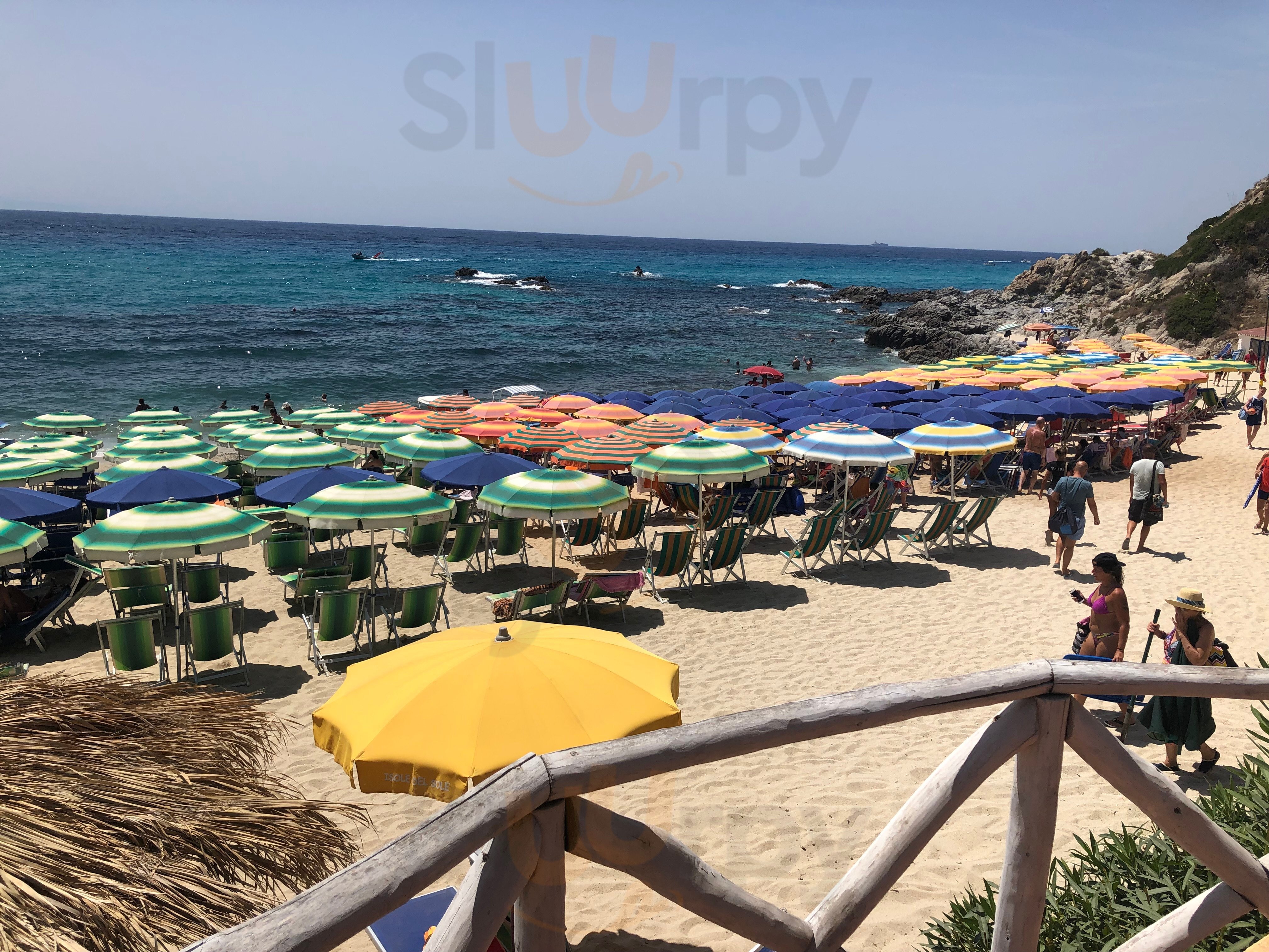 Beach Bar Grotticelle, Capo Vaticano