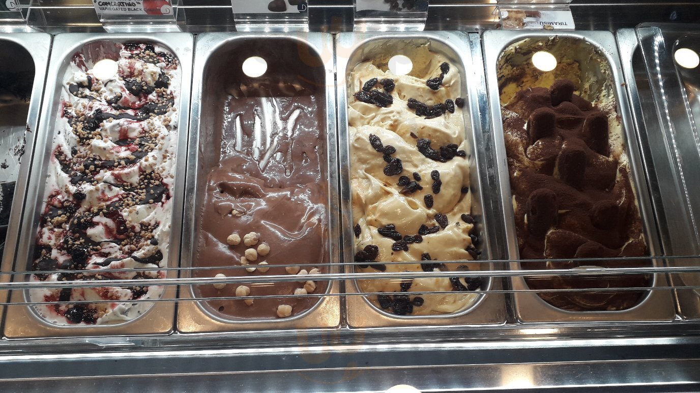 "il Giardino" Gelateria Bar, Monticelli Terme