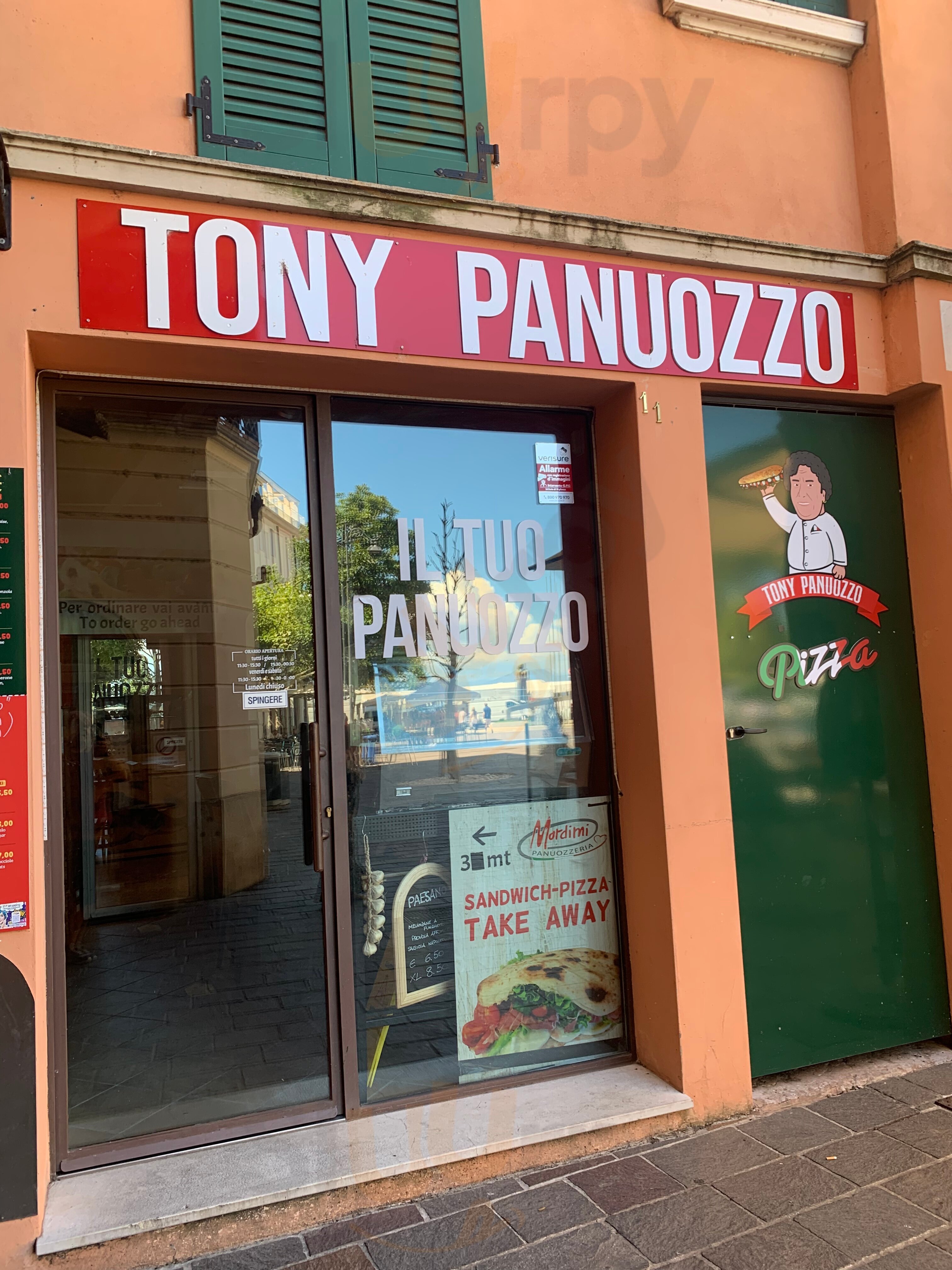 Tony Panuozzo Desenzano, Desenzano Del Garda