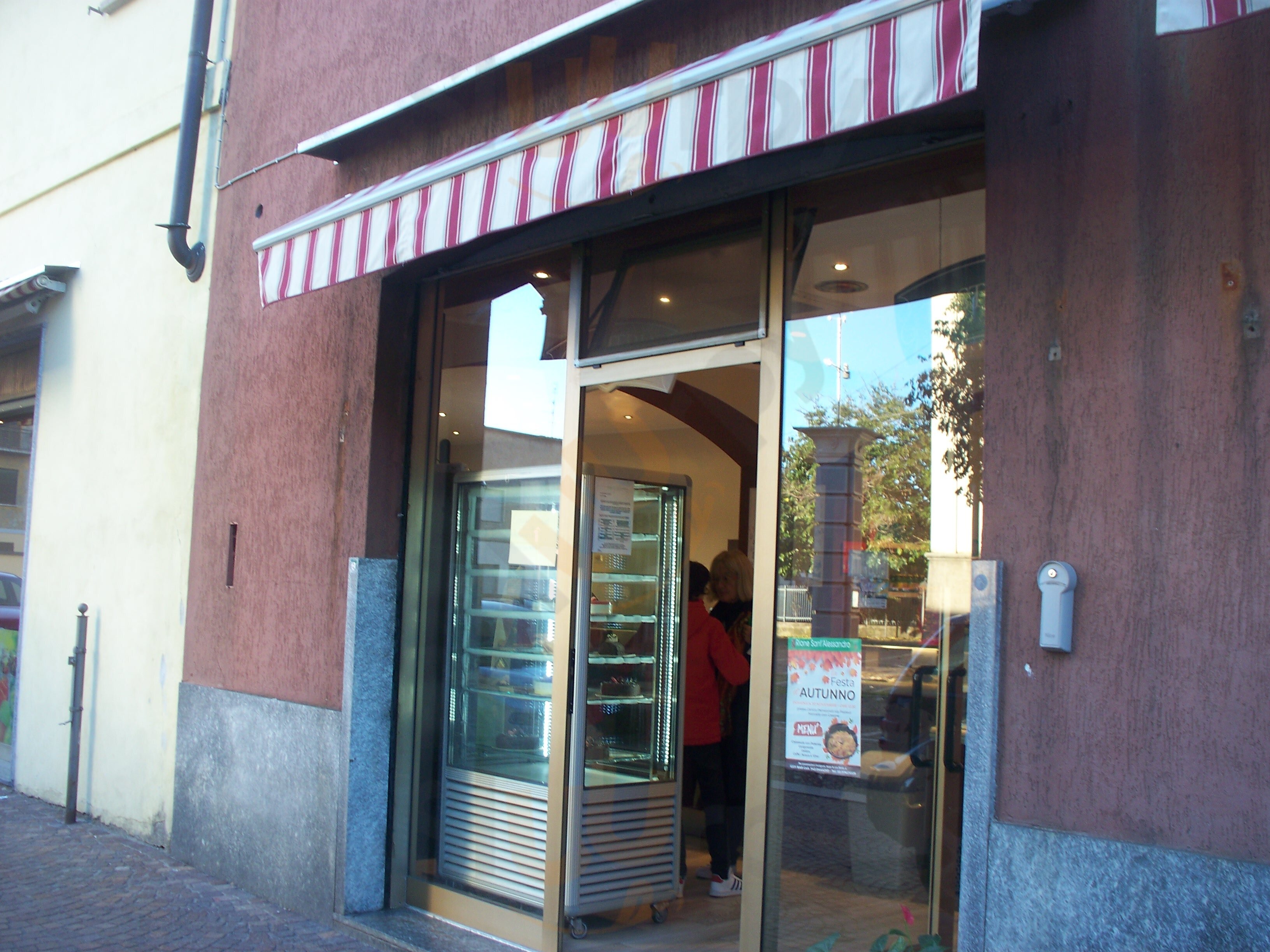 Gelateria Pasticceria Regazzi, Marcallo con Casone