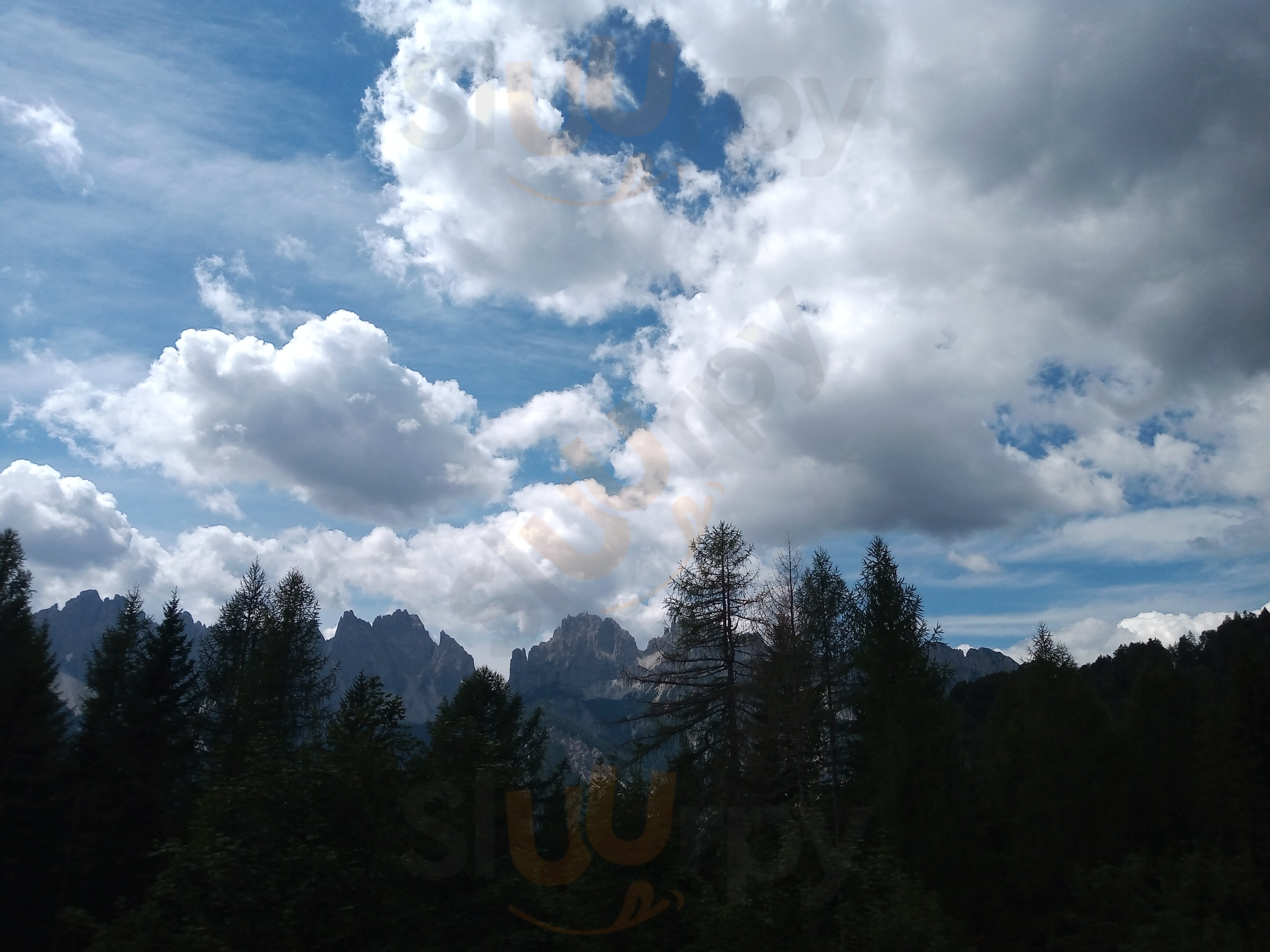 Rifugio Som Picol, Forni di Sopra