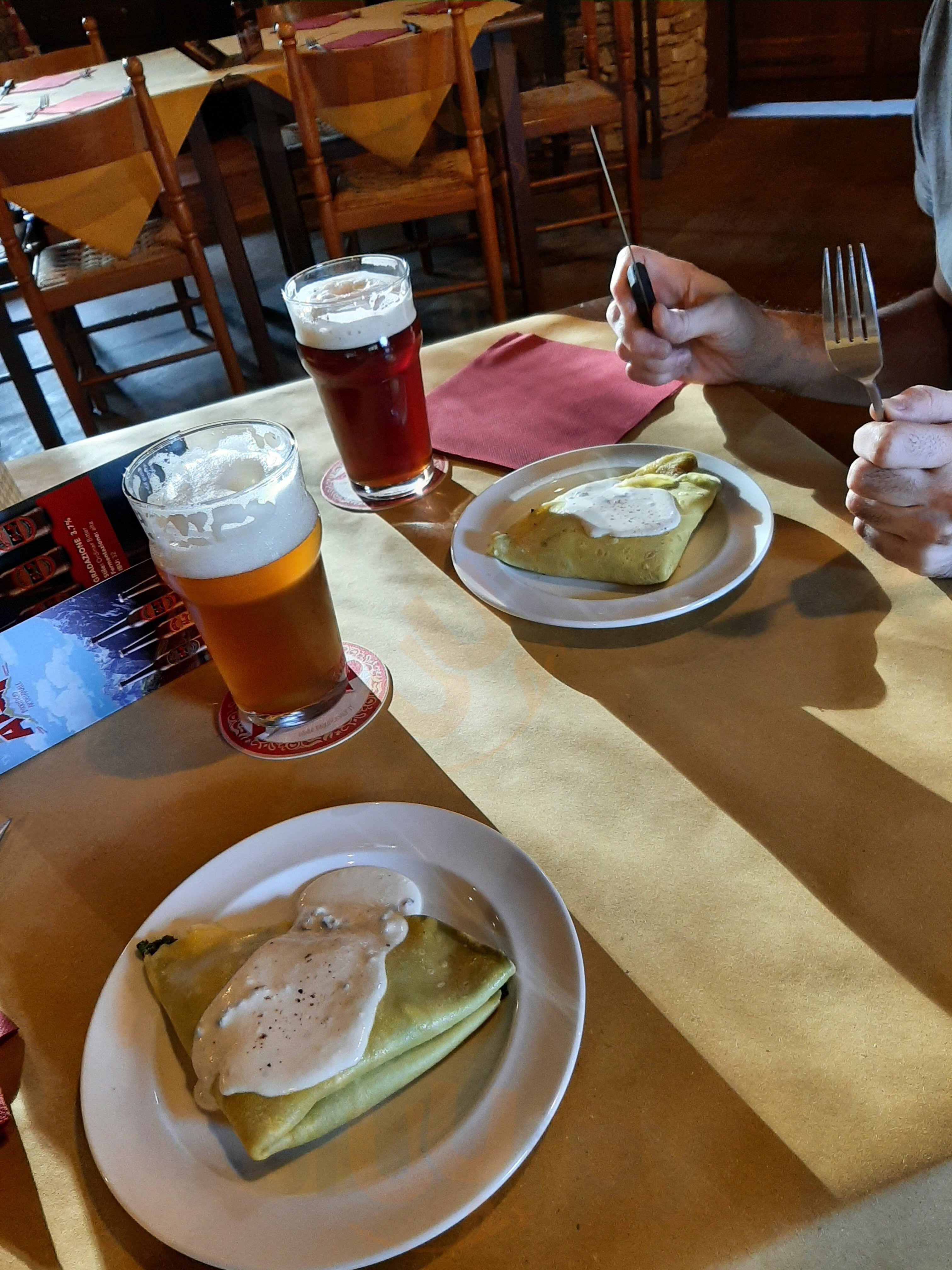 Foto di Alp - Birrificio Valle Maira - 6/8