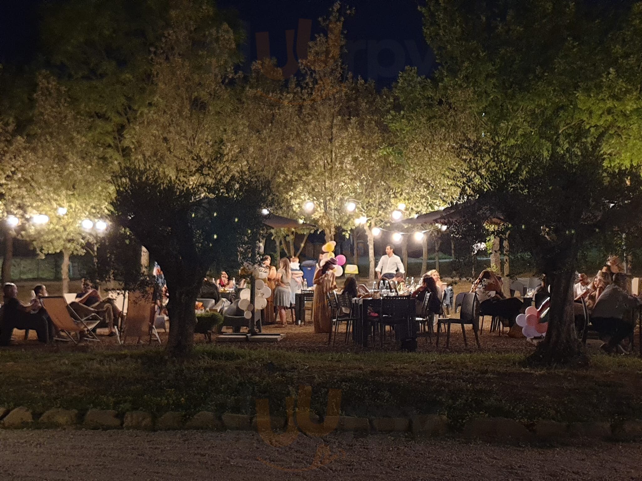 Foto di Flora Eat And Shop - 7/10