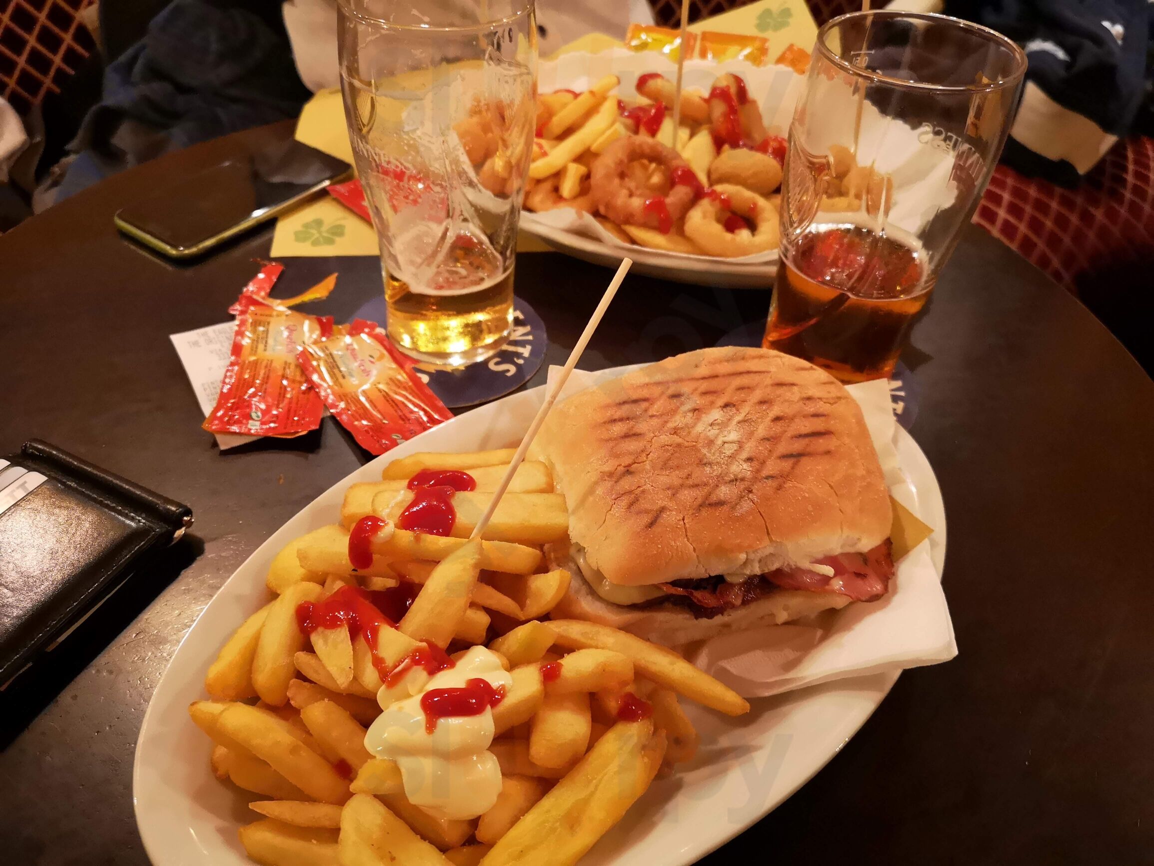 Foto di The Eagle House Pub - 5/7