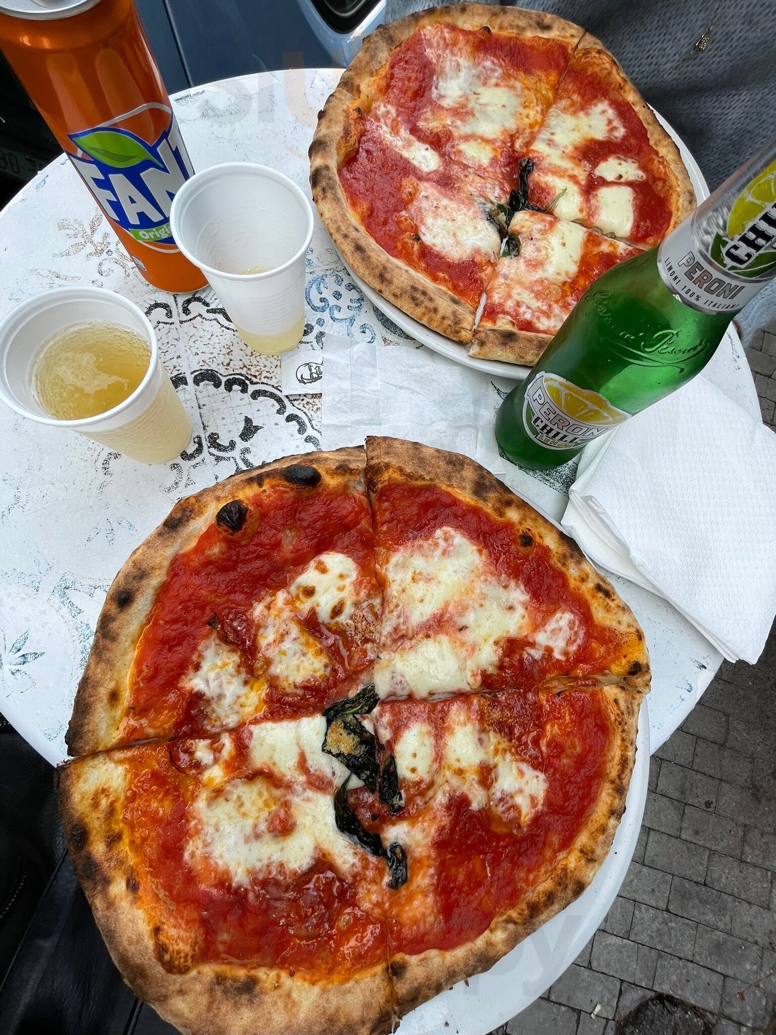 Pizzeria "qui Rido Io", Napoli