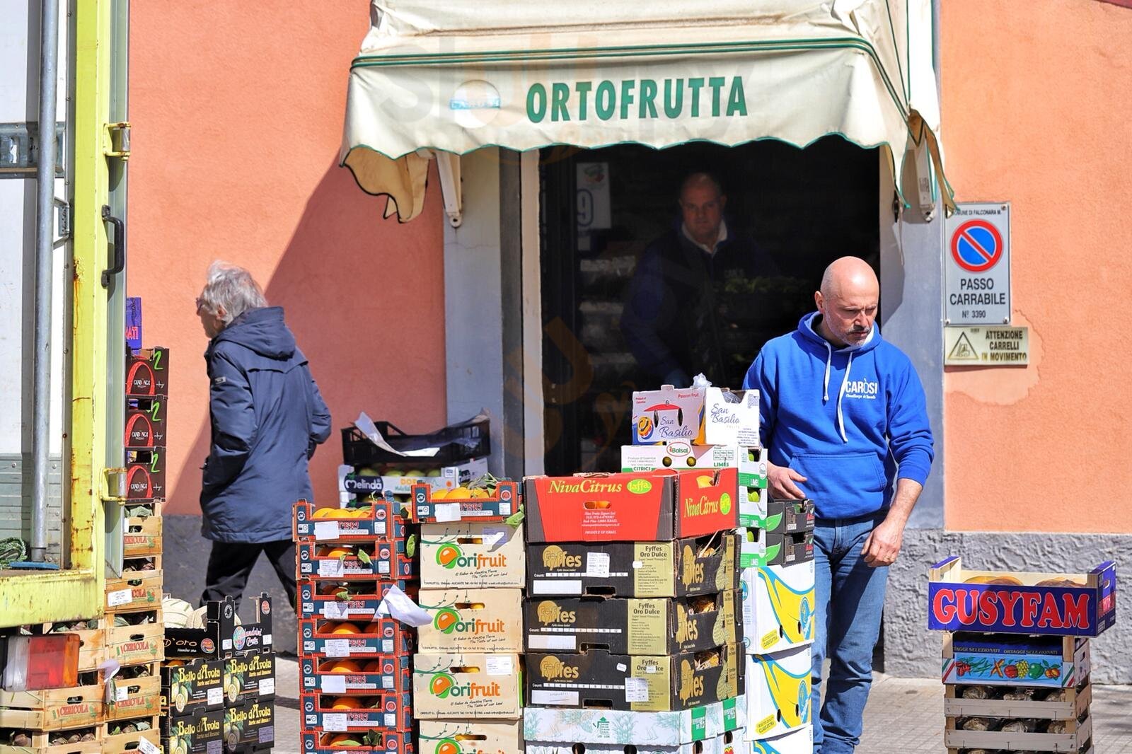 Carosi Ortofrutta Enoteca Gastronomia, Falconara Marittima