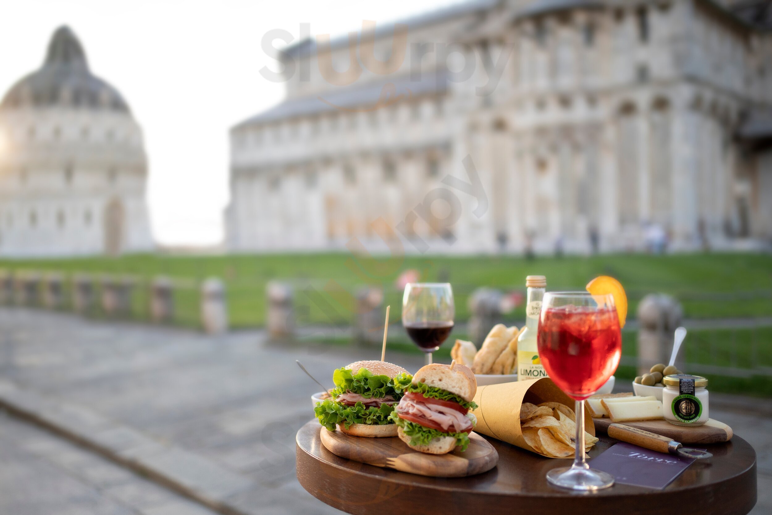 La Torre Cafe, Pisa