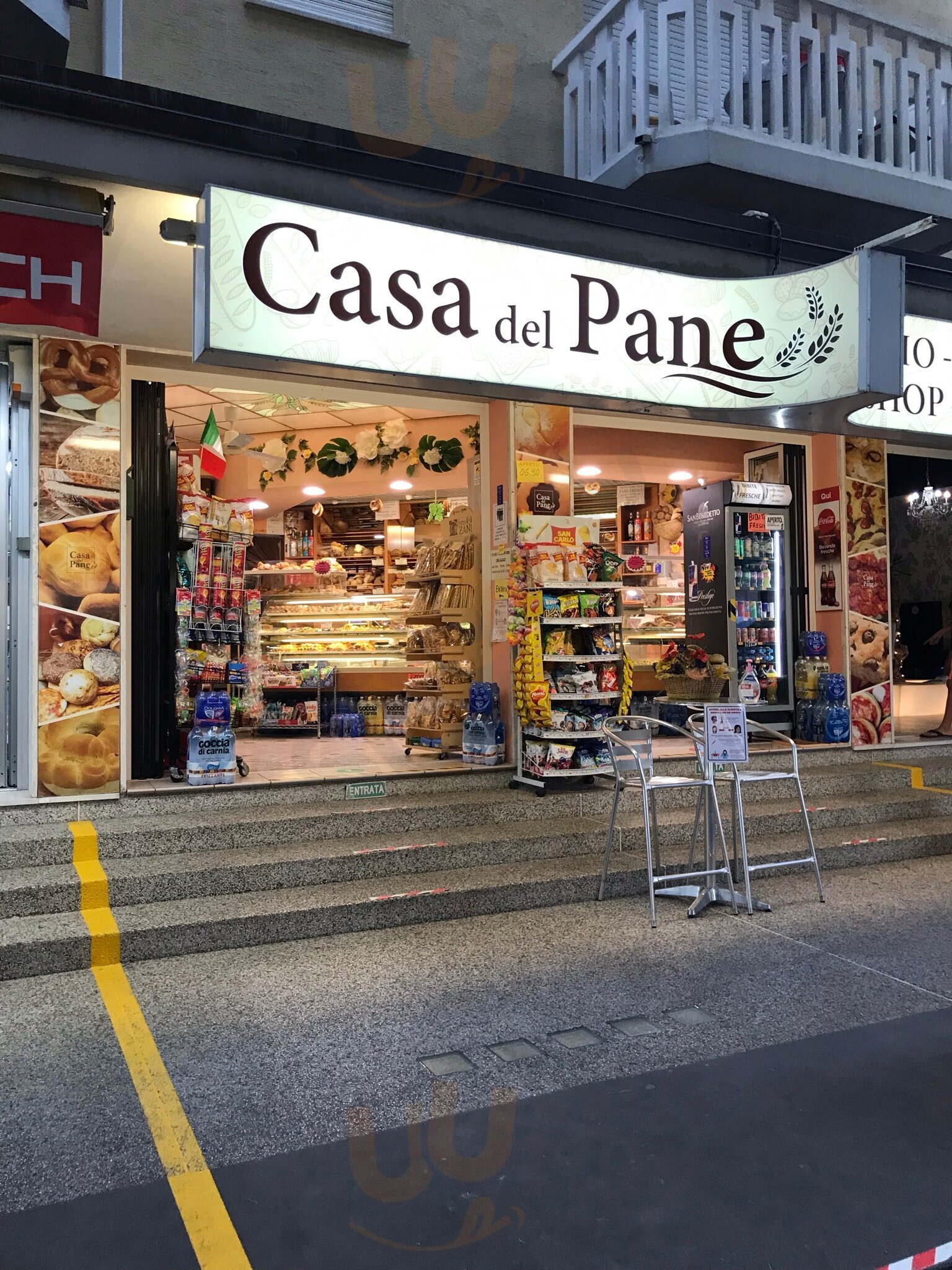 Foto di Casa Del Pane Brot Shop - 6/10
