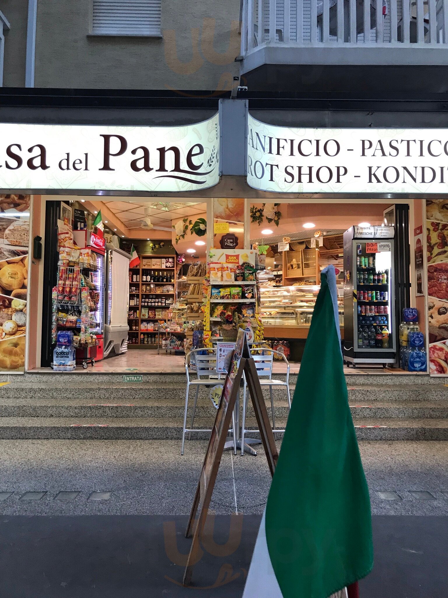 Foto di Casa Del Pane Brot Shop - 7/10