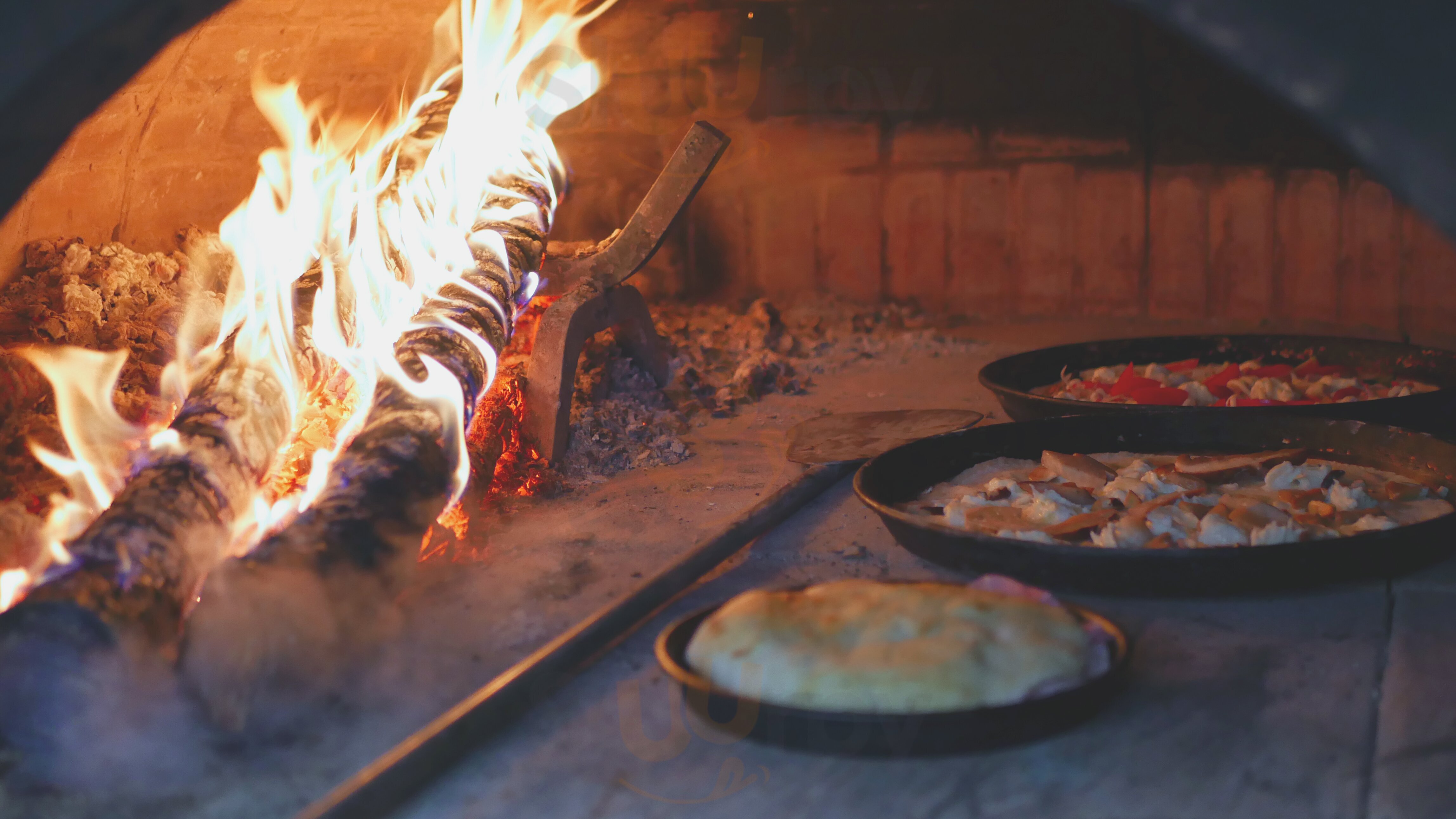 Antica Pizzeria De'bacci, Perignano