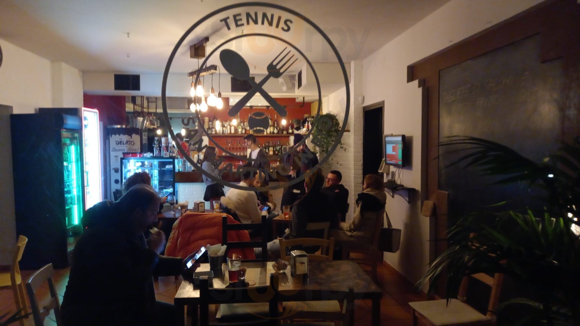 Tennis Food & Drink, San Martino in Rio