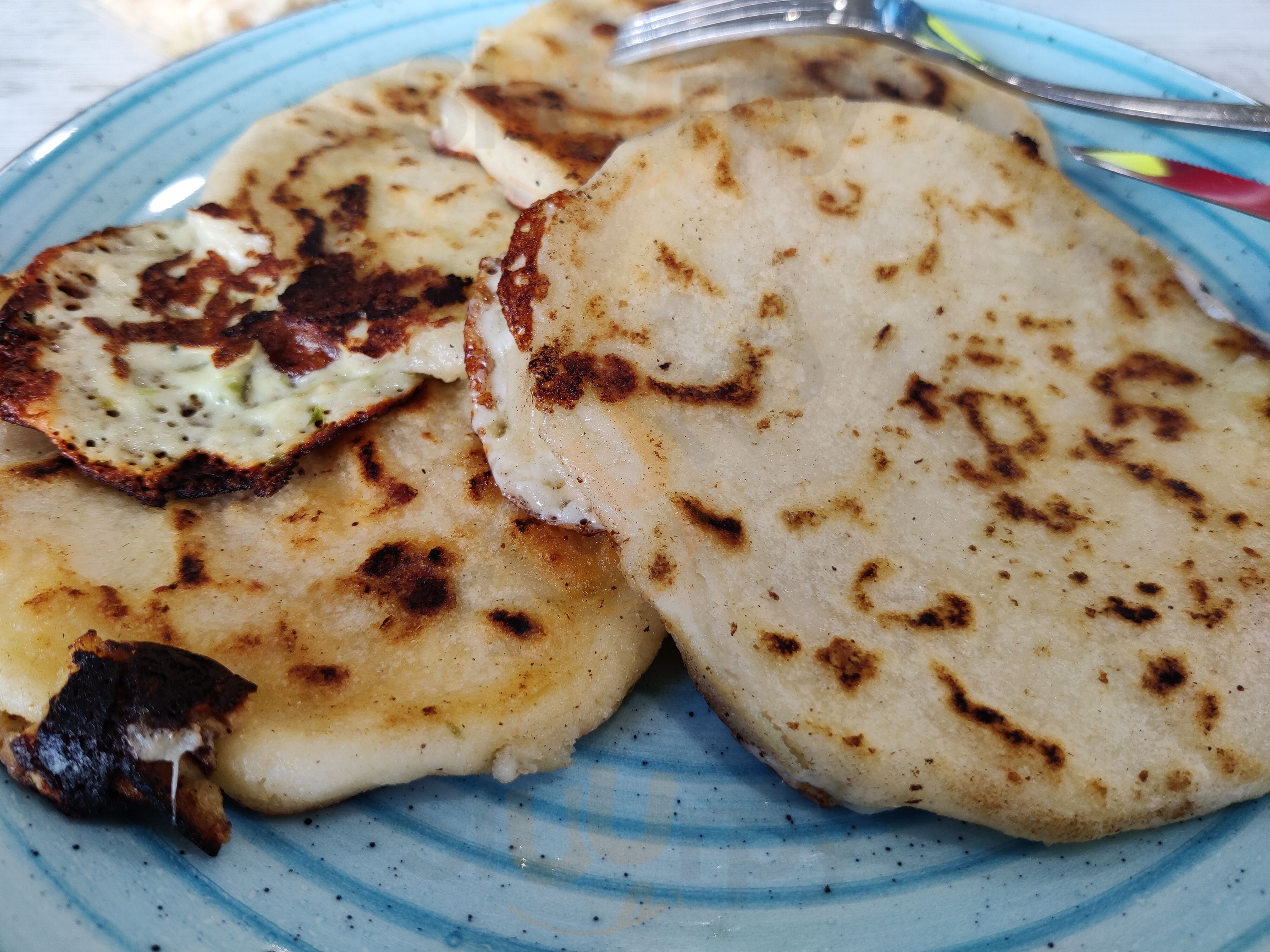 Foto 7 di Pupuseria Karina 100% Salvadoreña - Milano