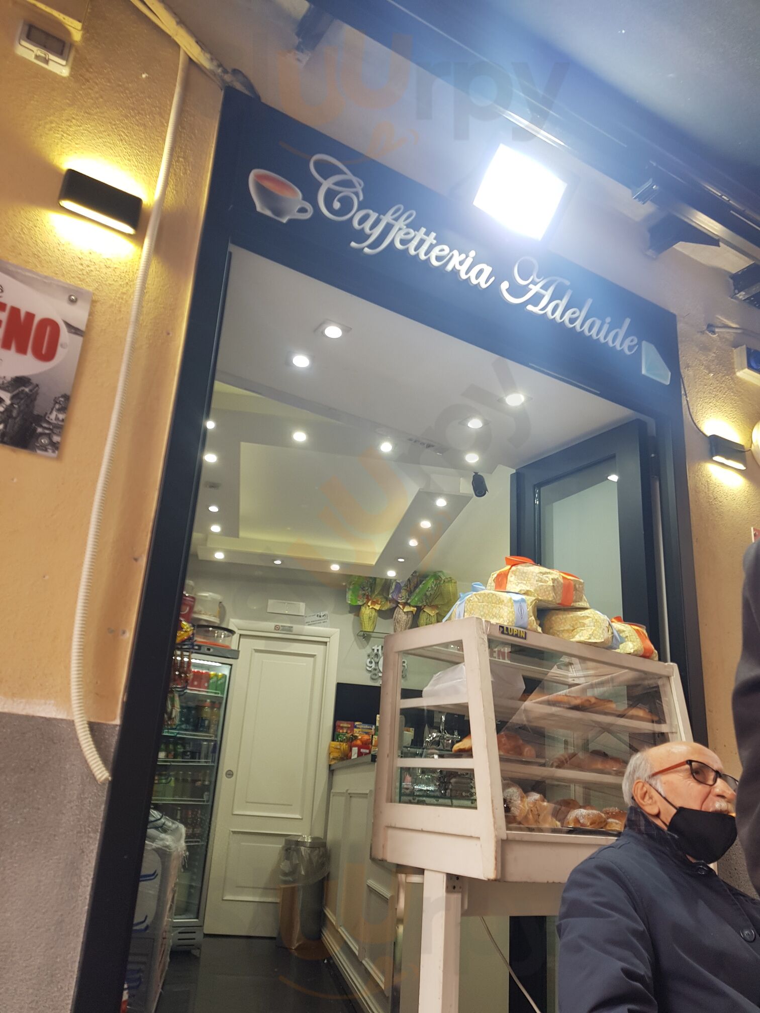 Caffeteria Adelaide, Napoli