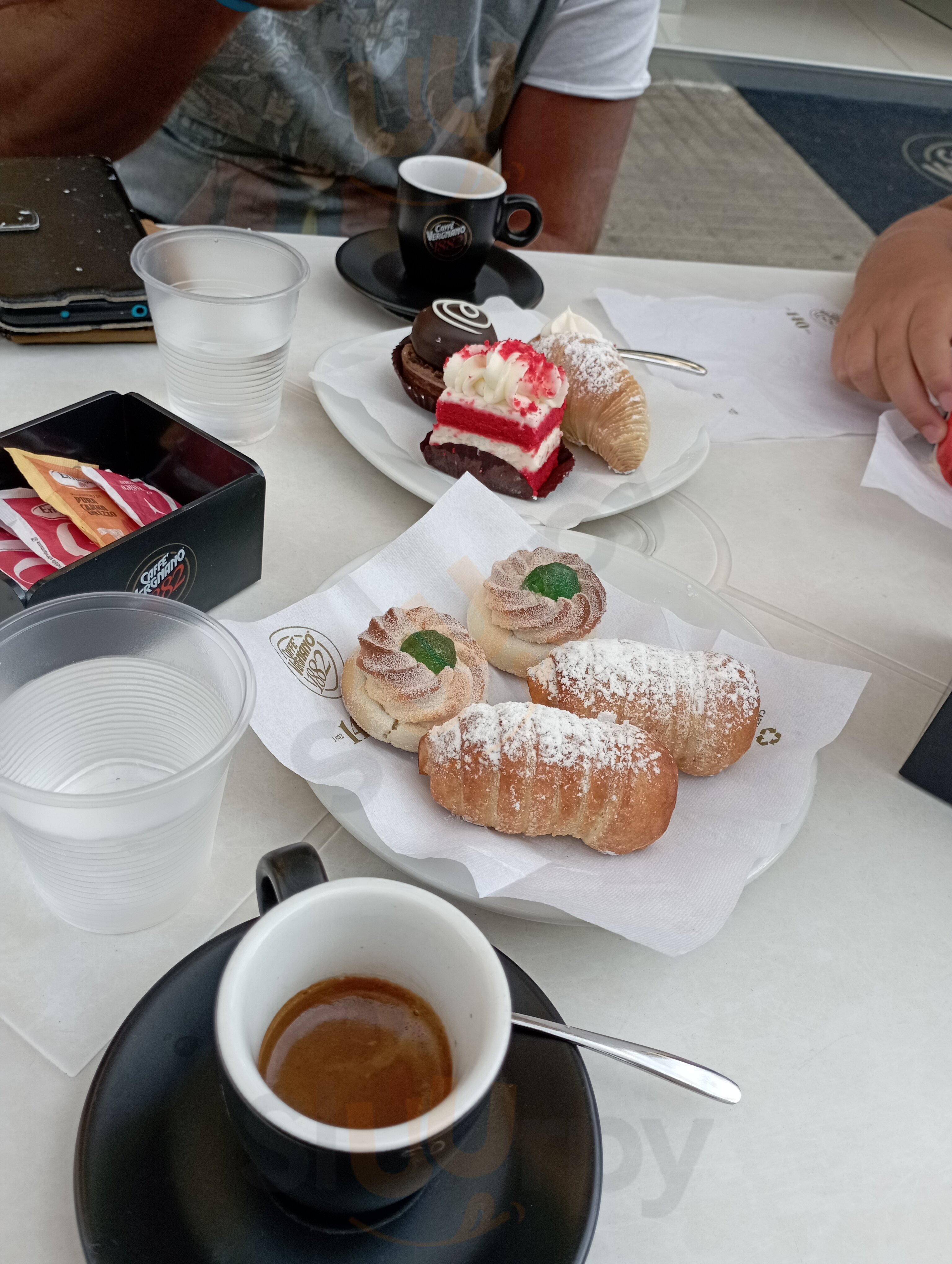 Caffetteria Micuzzo Di Folino Francesco, Amantea