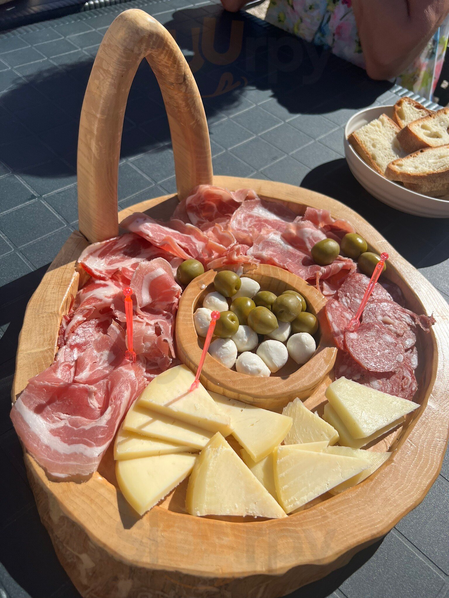Foto di Al Passo De Eolo - 6/10