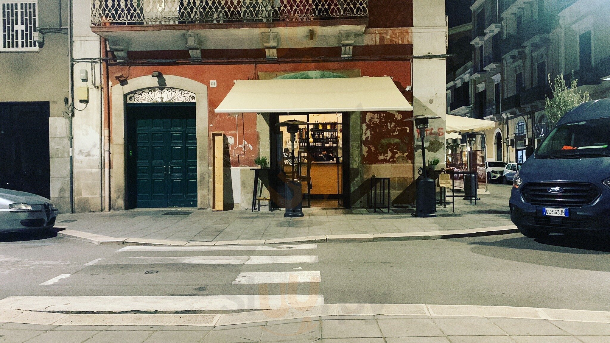 Mado' Vineria Di Quartiere, Bari