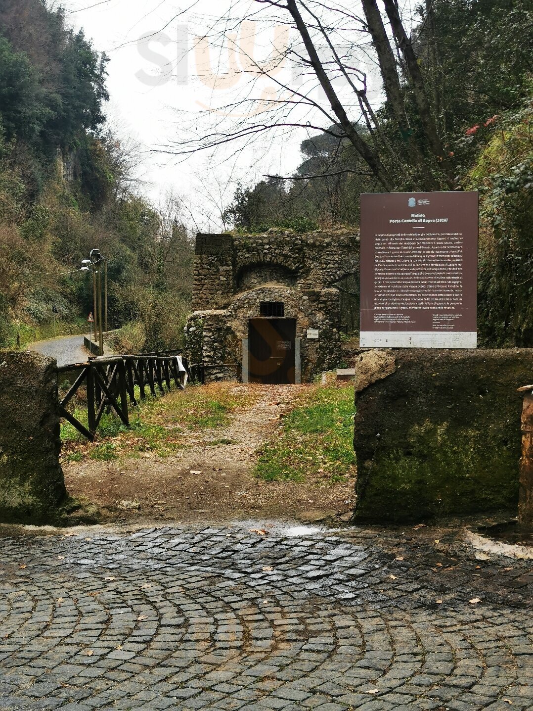 Ristorante & Pizzeria La Valle Dei Mulini, Gragnano