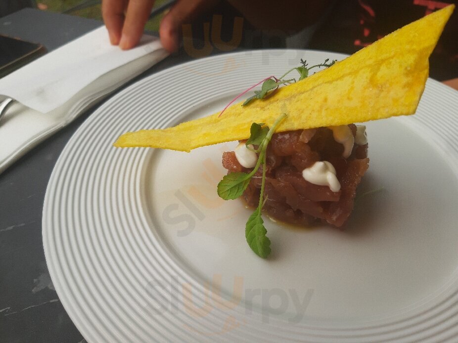 Foto di Yolo Restaurant - 7/10