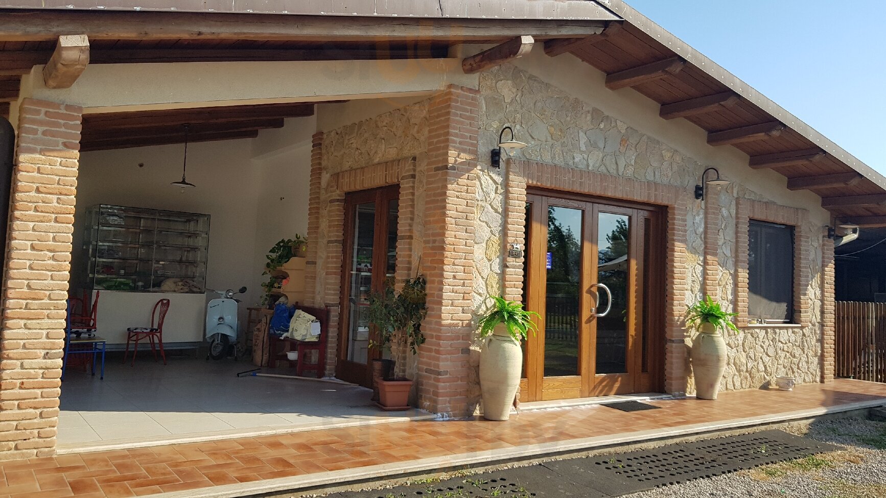 Azienda Zootecnica Agro Macelleria Chiarastella, Fondi