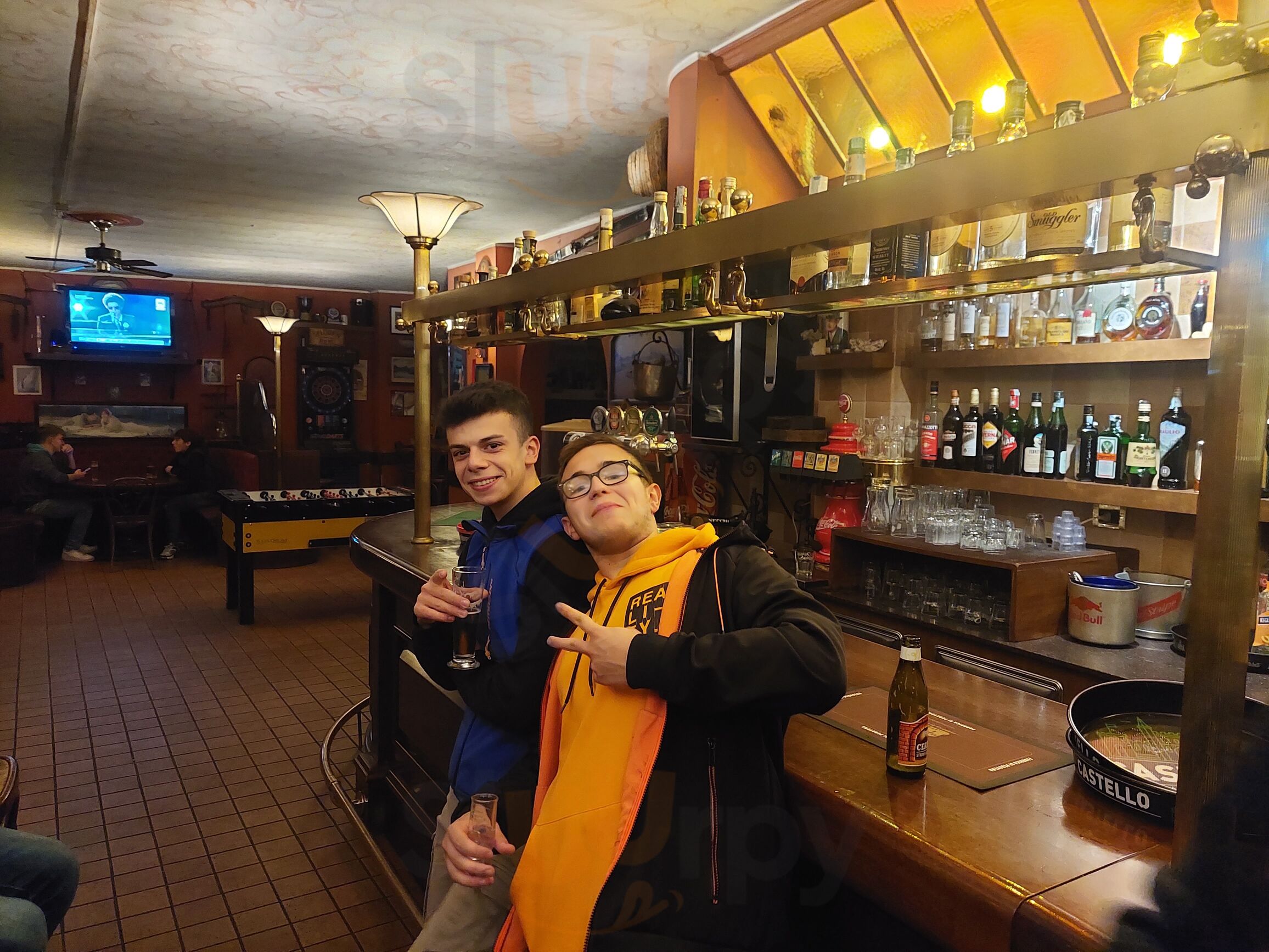 Foto 7 di Pub My Friends - Introbio