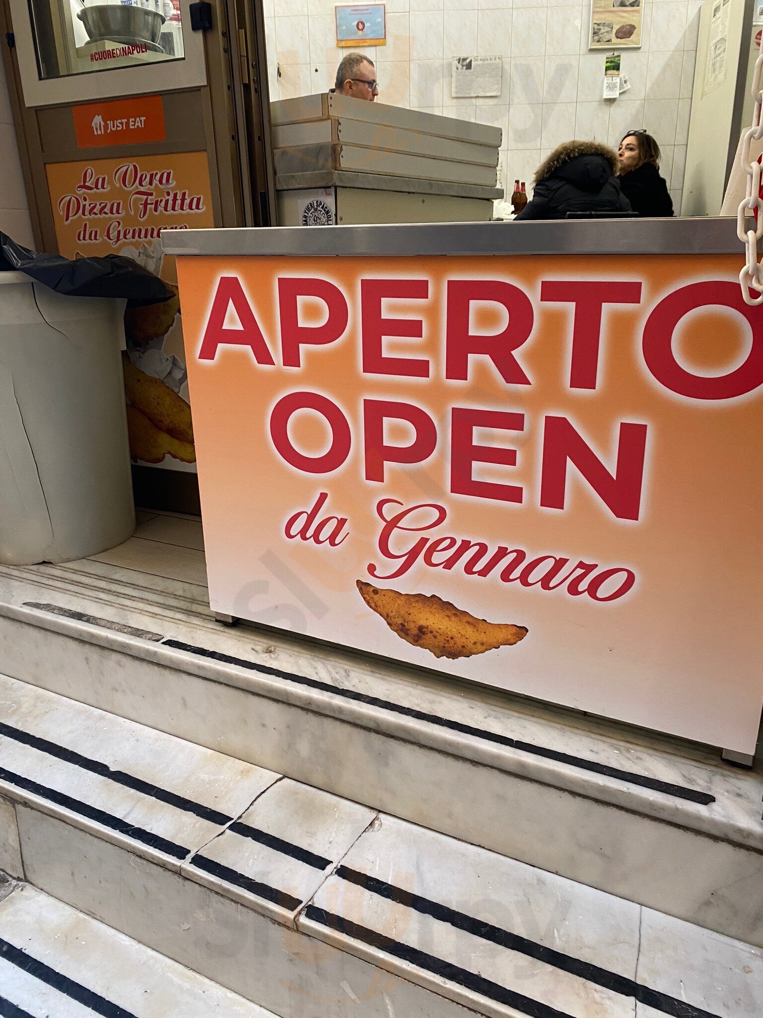 La Vera Pizza Fritta Da Gennaro, Napoli