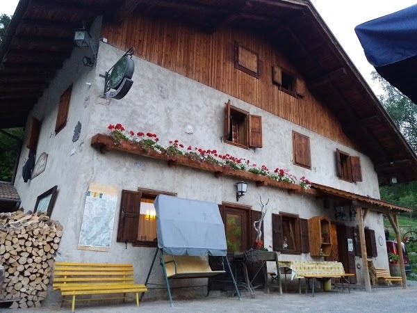 Rifugio Alpenrose, San Lorenzo Dorsino